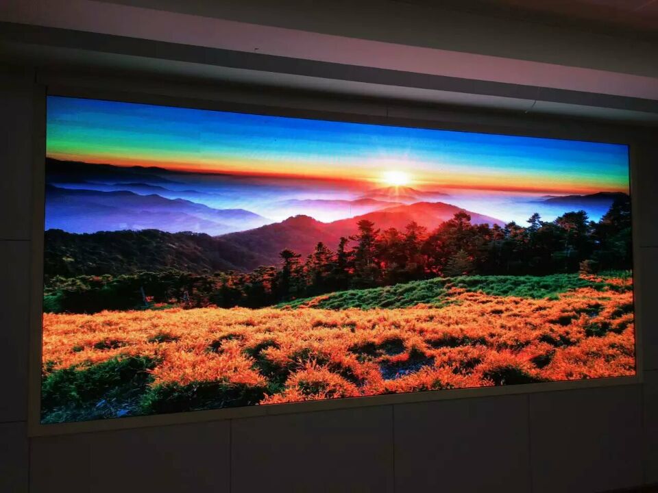 廠家直銷室內(nèi)P4全彩LED顯示屏，點亮深圳華美聚彩科技的視界新高度